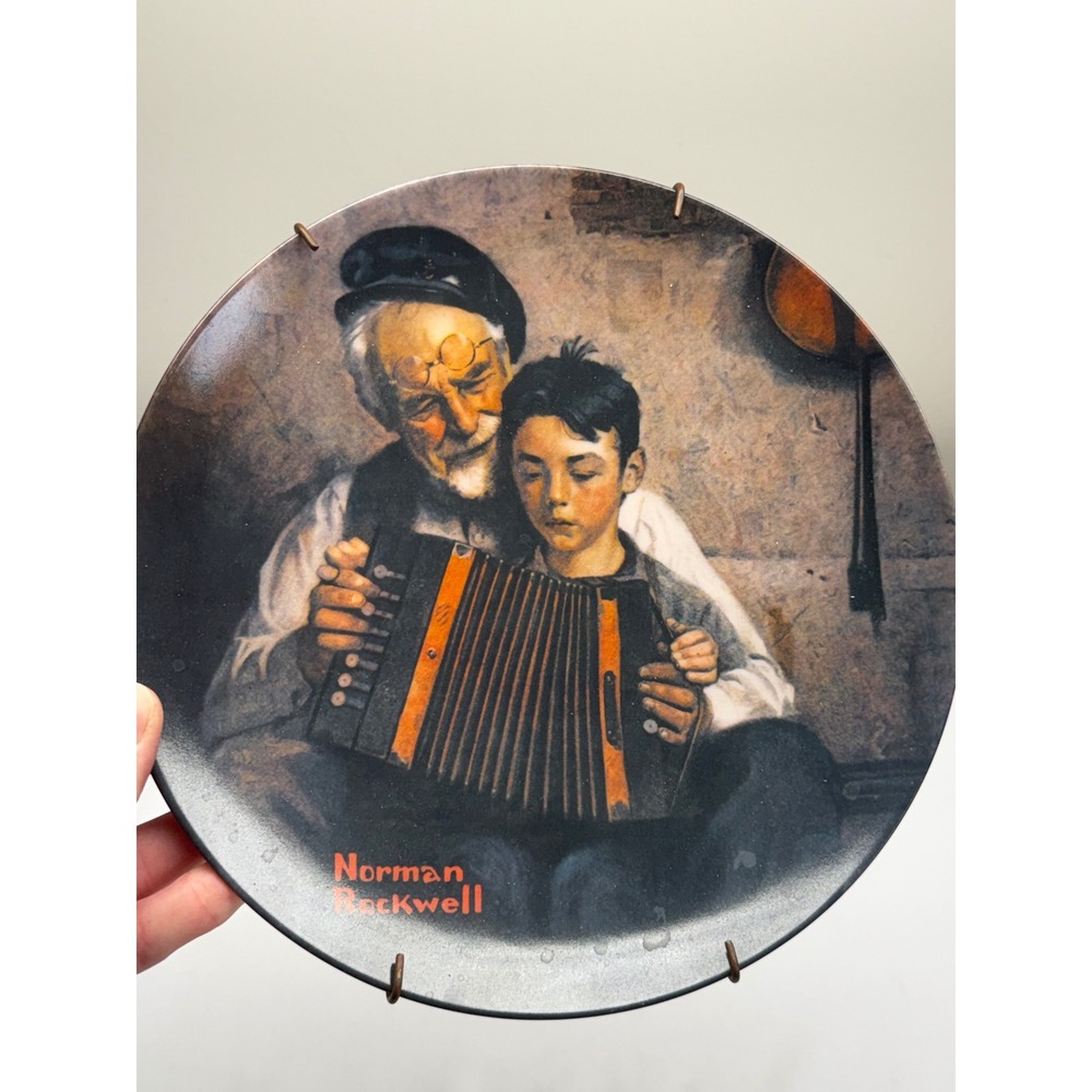 Norman Rockwell The Music Maker Plate 1981 Knowles Heritage Collection 8864H